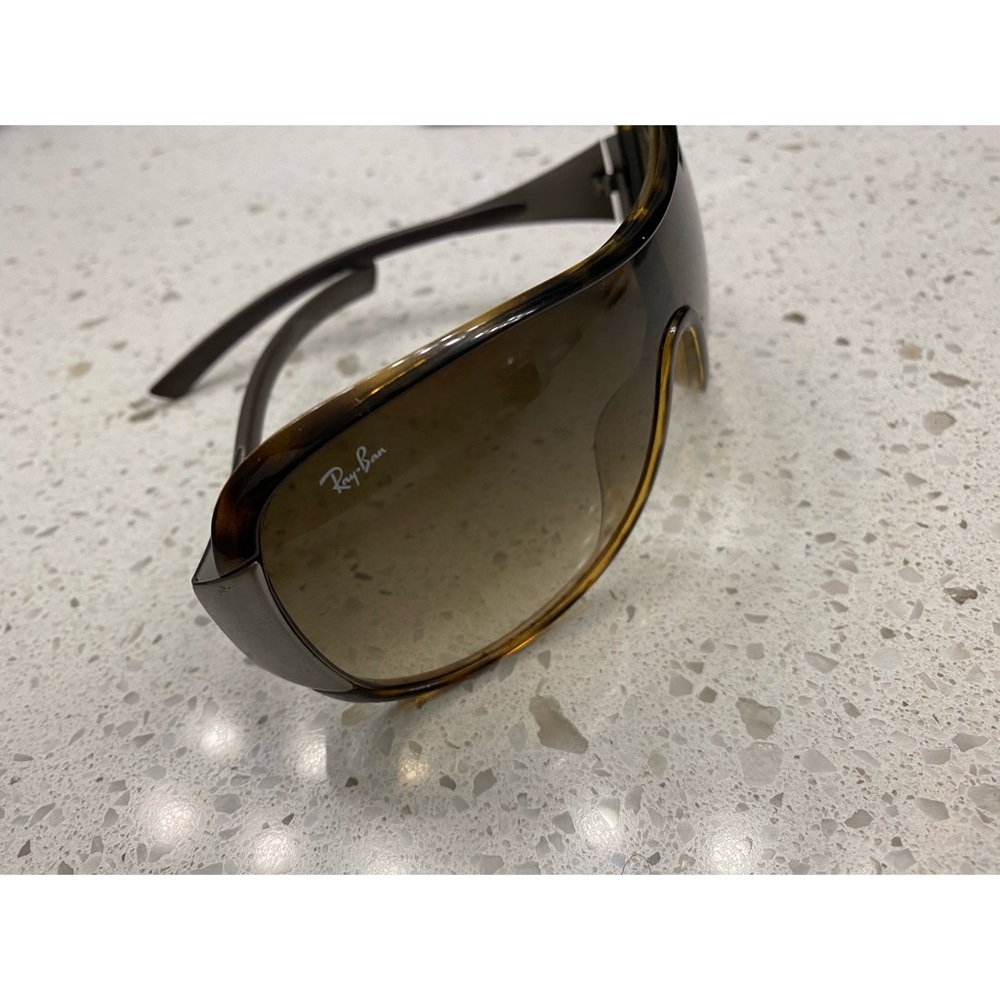 Ray Ban - Picture 2 of 2